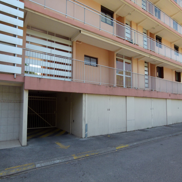 Offres de location Garage La Valette-du-Var 83160
