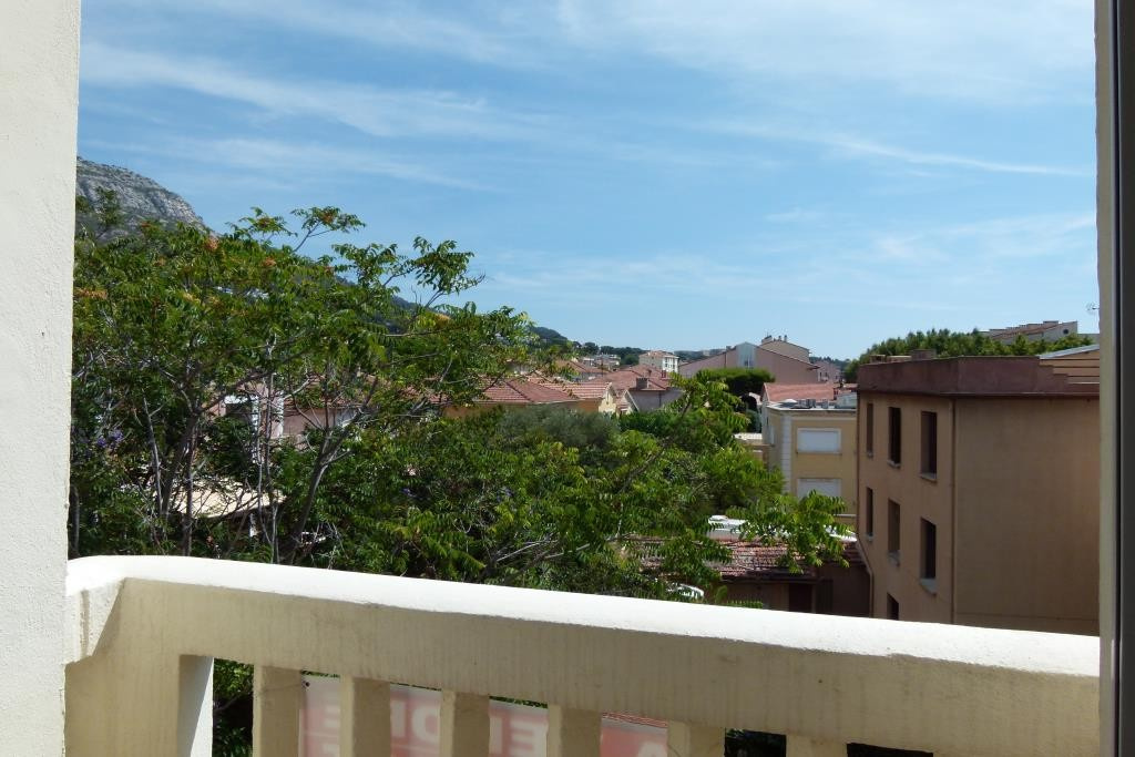 location APPTARTEMENT T1 QUARTIER STE ANNE TOULON