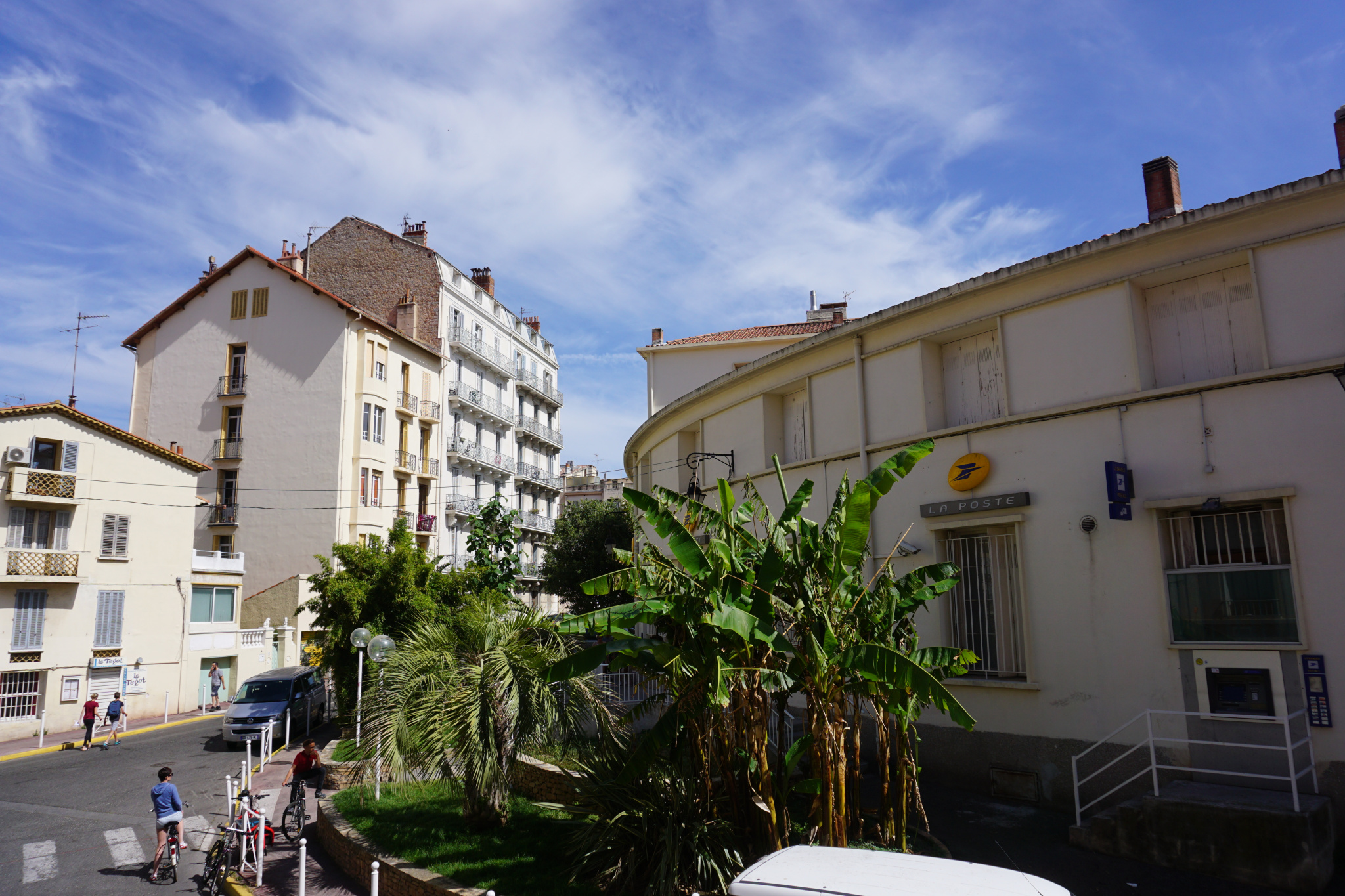 location APPARTEMENT T1 LE MOURILLON TOULON